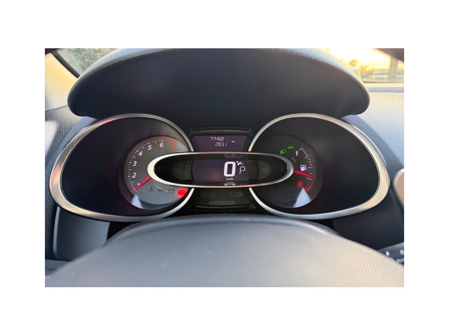 RENAULT d'occasion CLIO RS 200 EDC de 2015 Salon de Provence (13)﻿