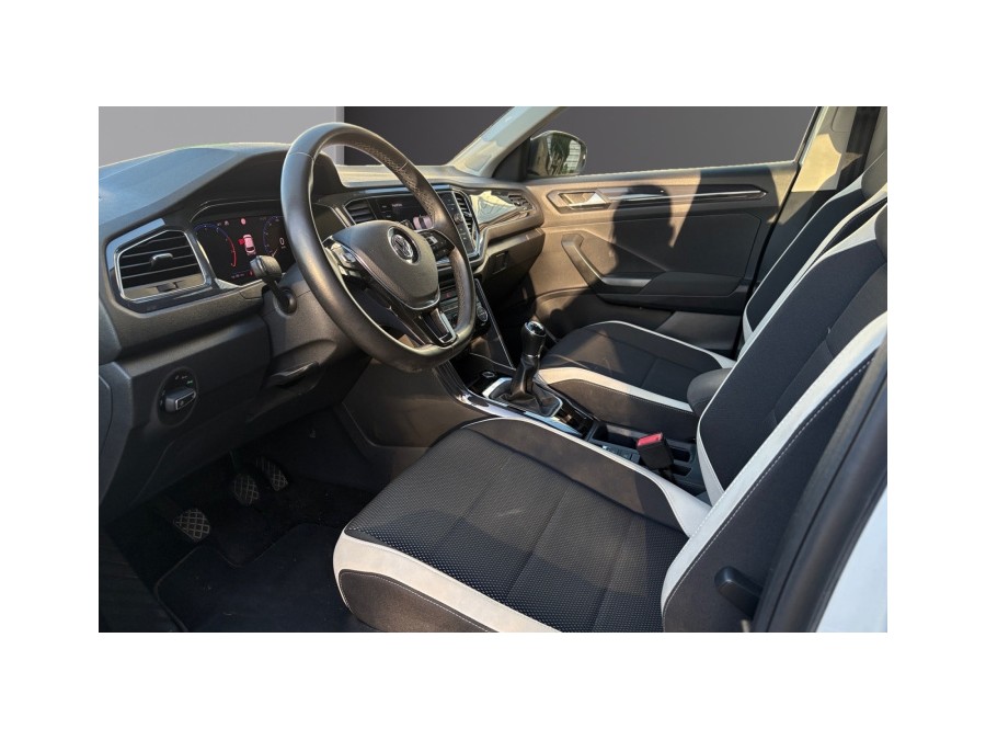VOLKSWAGEN d'occasion T-ROC 1.5 TSI 150 IQ.DRIVE de 2019 Salon de