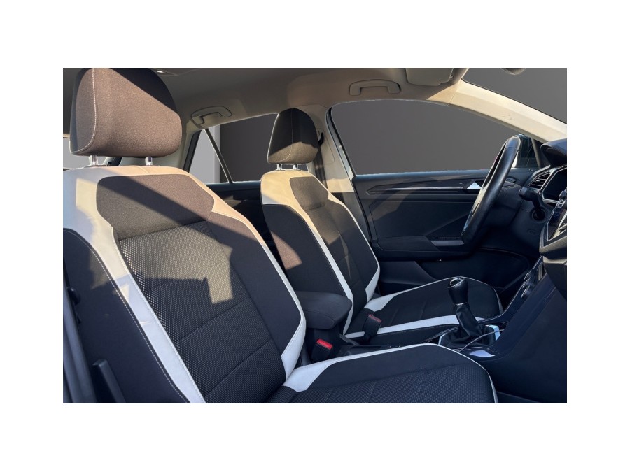 VOLKSWAGEN d'occasion T-ROC 1.5 TSI 150 IQ.DRIVE de 2019 Salon de