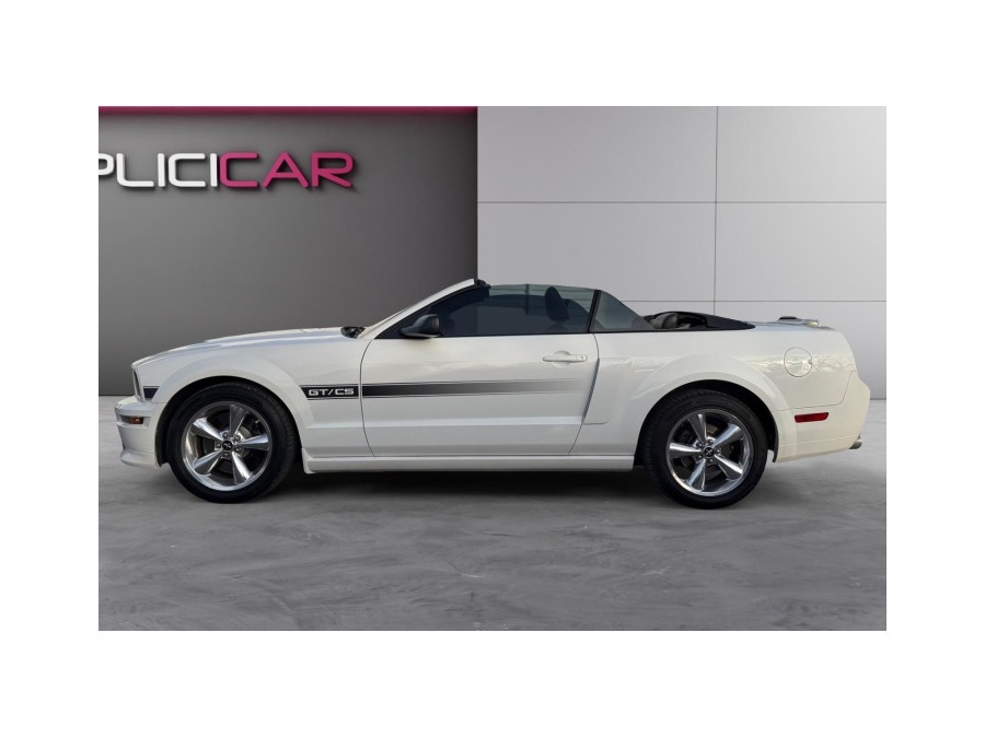 FORD d'occasion MUSTANG 2.3 ECOBOOST CONVERTIBLE de 2007 Salon de