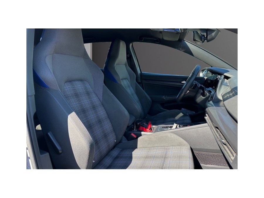 VOLKSWAGEN d'occasion GOLF 1.4 E-HYBRID OPF 245 GTE DSG de 2022 Salon