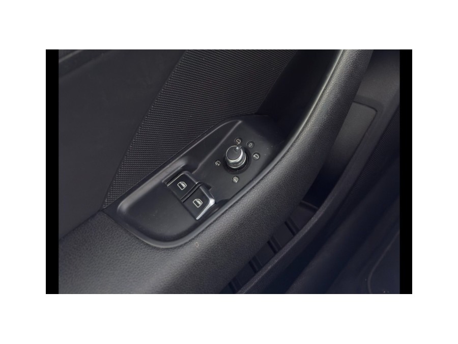 AUDI d'occasion A3 2.0 TDI 150 ATTRACTION S TRONIC de 2013 Salon de