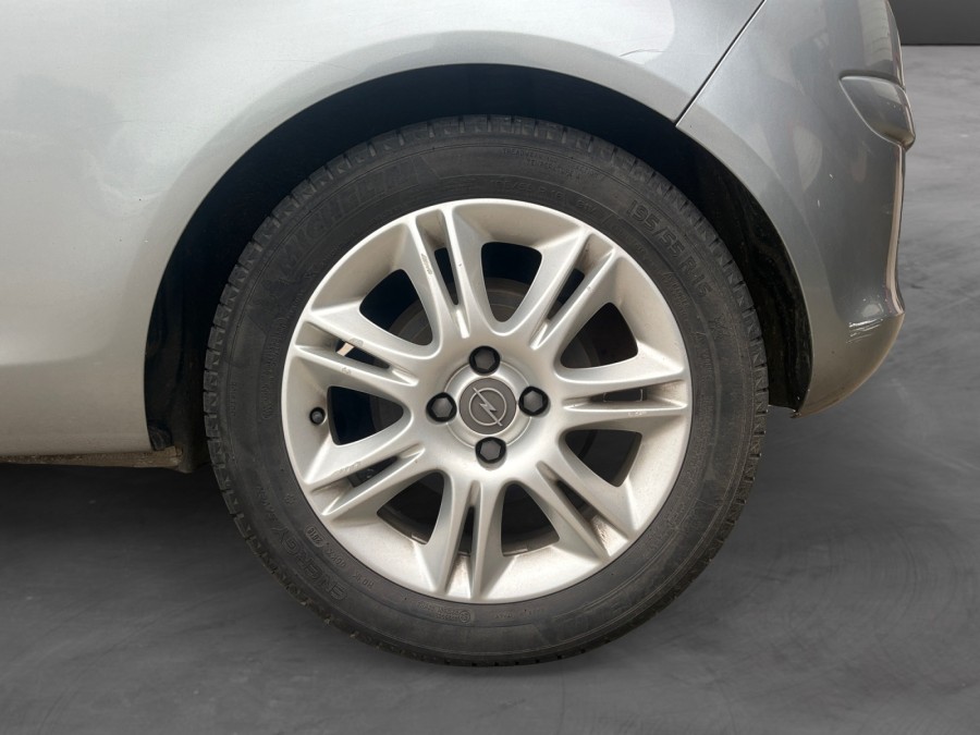 OPEL d'occasion CORSA 1.4 TWINPORT 100 GRAPHITE de 2012 Méry Sur Oise