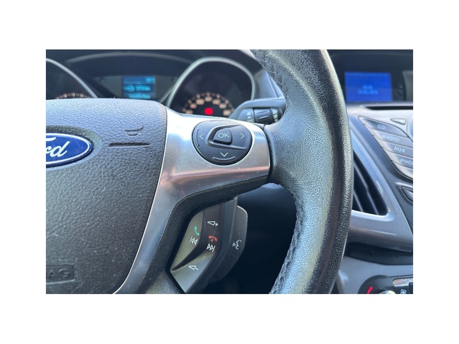 FORD d'occasion FOCUS 1.0 ECOBOOST 125 RED de 2012 Salon de Provence