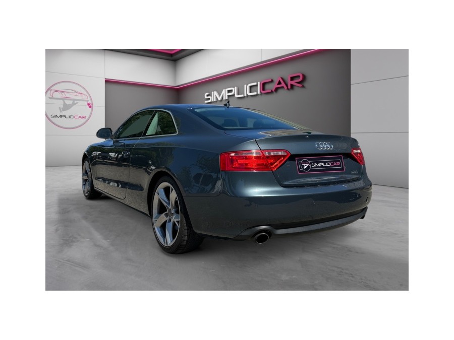 AUDI d'occasion A5 3.0 V6 TDI AMBIENTE QUATTRO de 2008 Salon de