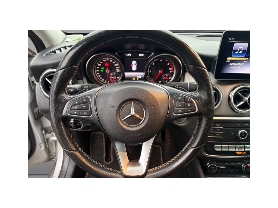 MERCEDES d'occasion CLASSE GLA GLA 200 D STARLIGHT EDITION de 2018
