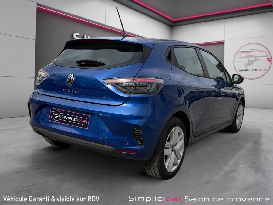 RENAULT d'occasion CLIO 1.5 DCI 100 GENERATION de 2025 Salon de