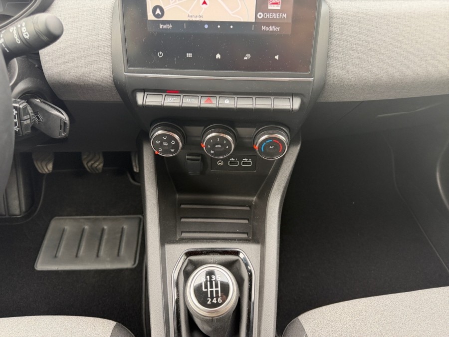 RENAULT d'occasion CLIO 1.5 DCI 100 GENERATION de 2025 Salon de