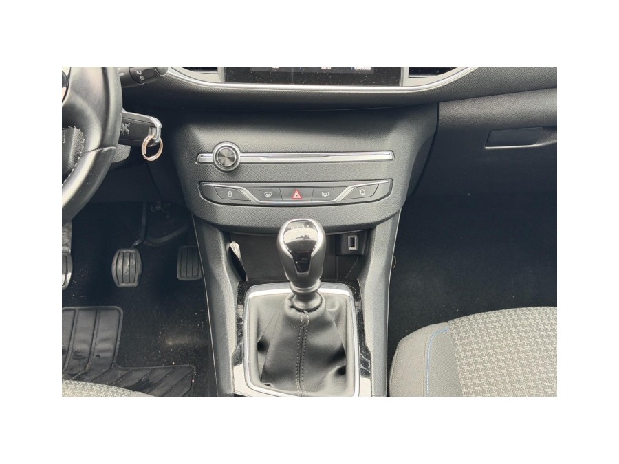 PEUGEOT d'occasion 308 1.5 BLUE HDI 100 STYLE de 2020 Troyes (10)﻿
