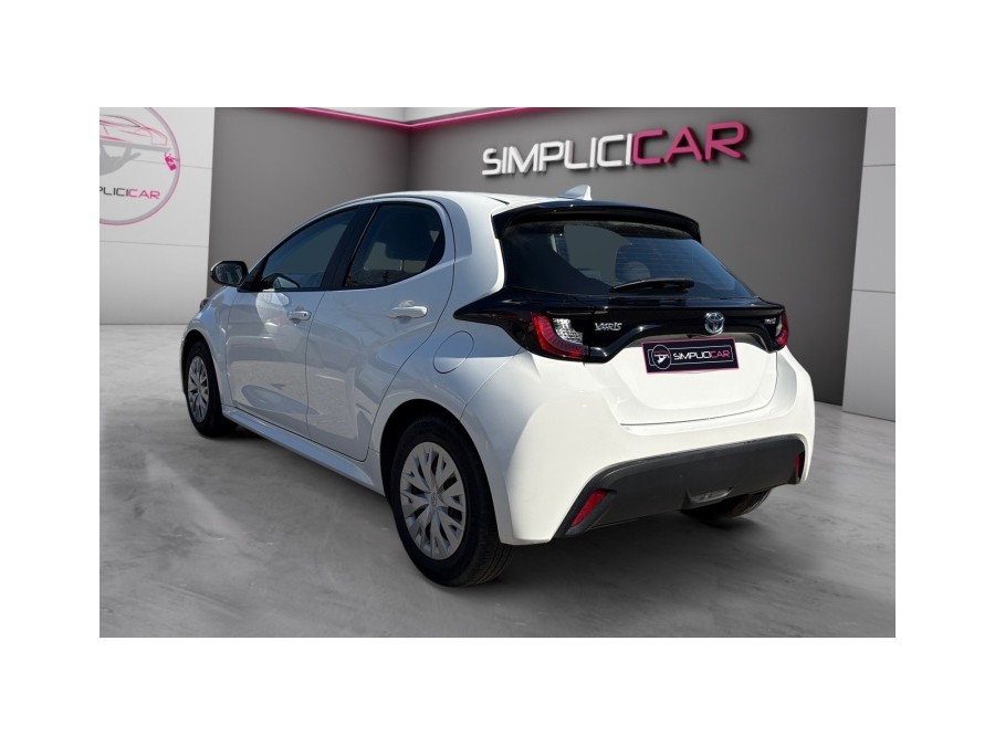 TOYOTA d'occasion YARIS 116H ACTIVE de 2023 Salon de Provence (13)﻿