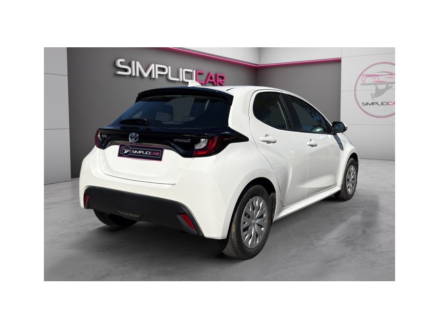 TOYOTA d'occasion YARIS 116H ACTIVE de 2023 Salon de Provence (13)﻿