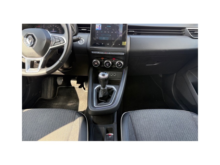 RENAULT d'occasion CLIO 1.0 TCE 90 TECHNO de 2022 Salon de Provence