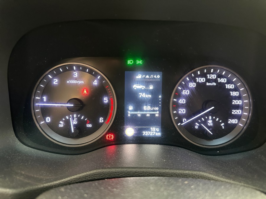 HYUNDAI d'occasion TUCSON 1.7 CRDI 115 de 2015 Lorient (56)﻿