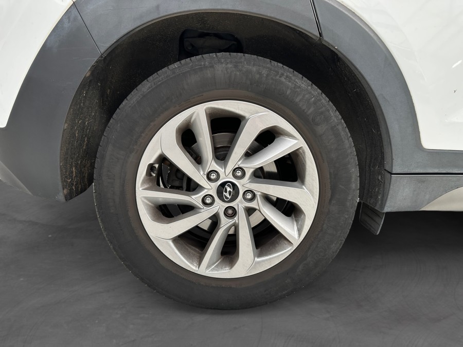HYUNDAI d'occasion TUCSON 1.7 CRDI 115 de 2015 Lorient (56)﻿