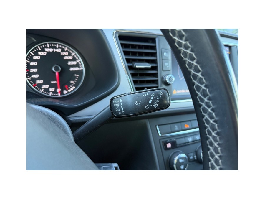 SEAT d'occasion LEON 2.0 TSI 300 CUPRA R DSG de 2018 Salon de