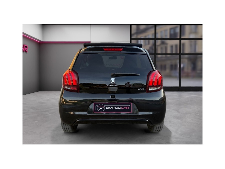 PEUGEOT d'occasion 108 1.2 PURE TECH 82 ACTIVE de 2014 Salon de