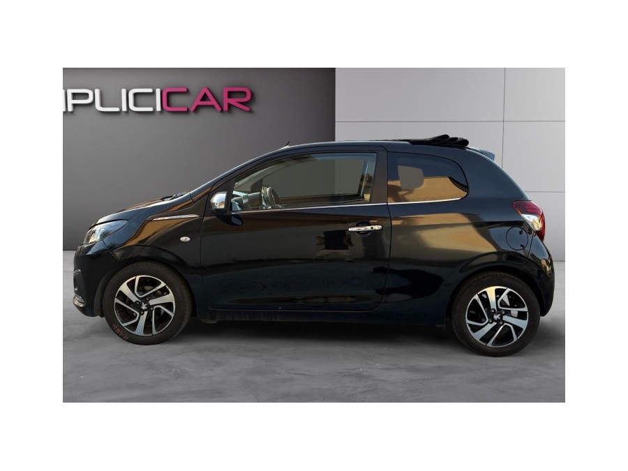 PEUGEOT d'occasion 108 1.2 PURE TECH 82 ACTIVE de 2014 Salon de