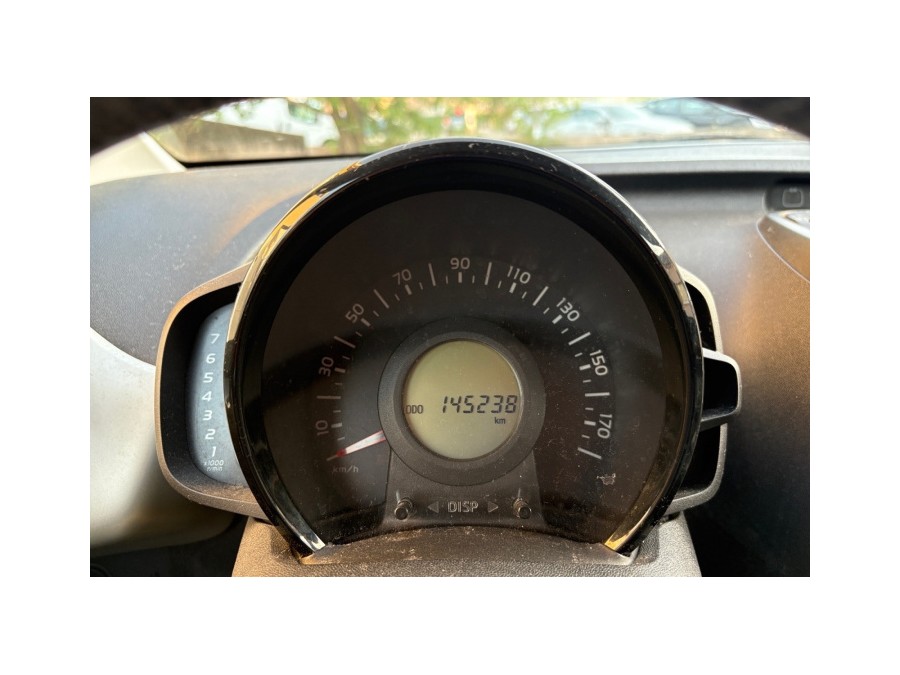PEUGEOT d'occasion 108 1.2 PURE TECH 82 ACTIVE de 2014 Salon de