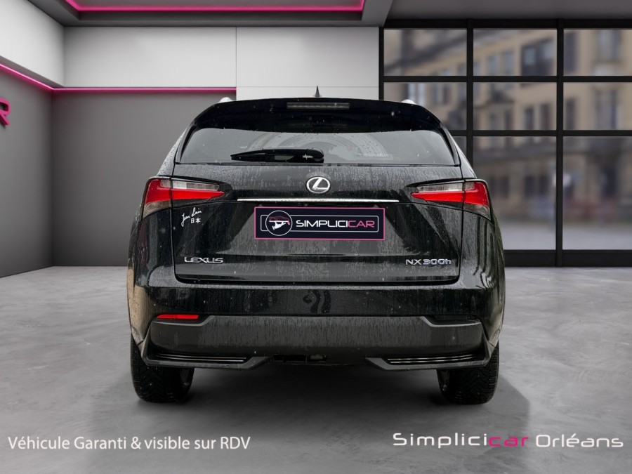 LEXUS d'occasion NX 300H 4WD Executive Auto de 2015 Orleans (45)﻿