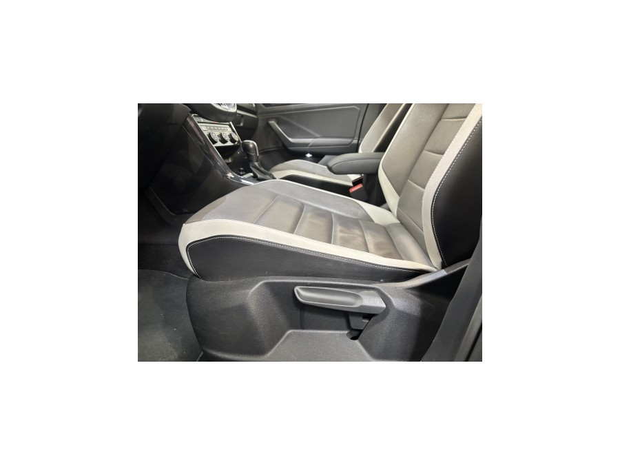 VOLKSWAGEN d'occasion T-ROC 1.5 TSI EVO 150 LIFE BUSINESS DSG de 2020