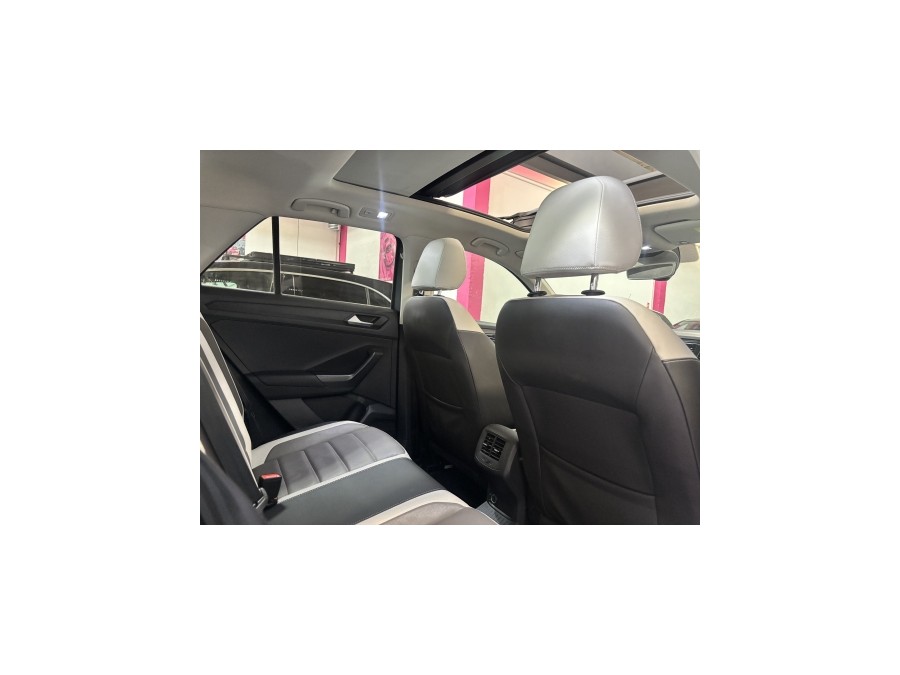 VOLKSWAGEN d'occasion T-ROC 1.5 TSI EVO 150 LIFE BUSINESS DSG de 2020