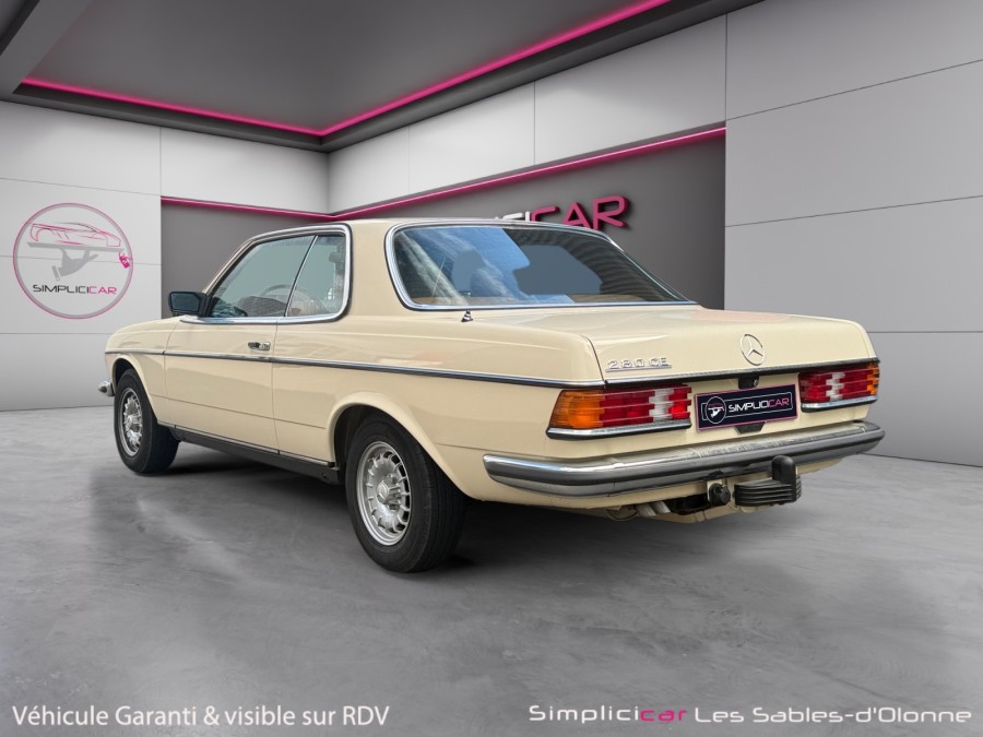 MERCEDES d'occasion CLASSE C Merccedes Benz 280 CE (C 123) de 1977