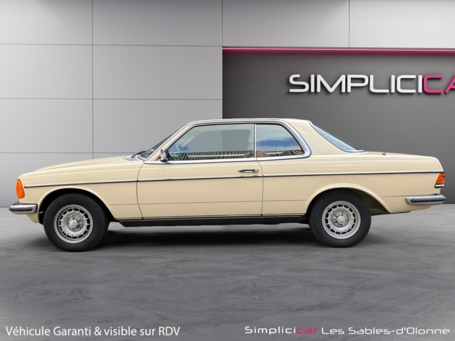 MERCEDES d'occasion CLASSE C Merccedes Benz 280 CE (C 123) de 1977