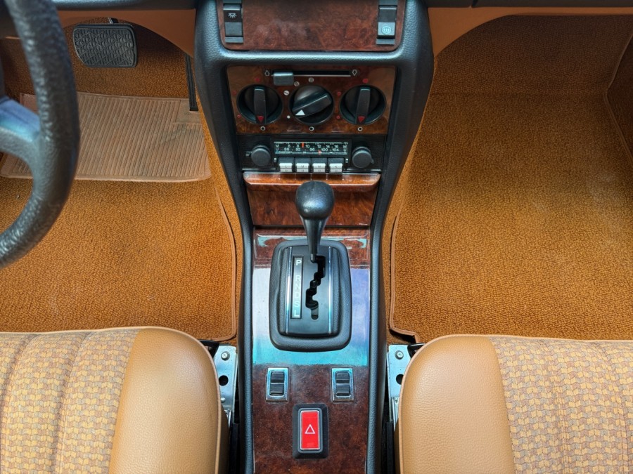 MERCEDES d'occasion CLASSE C Merccedes Benz 280 CE (C 123) de 1977