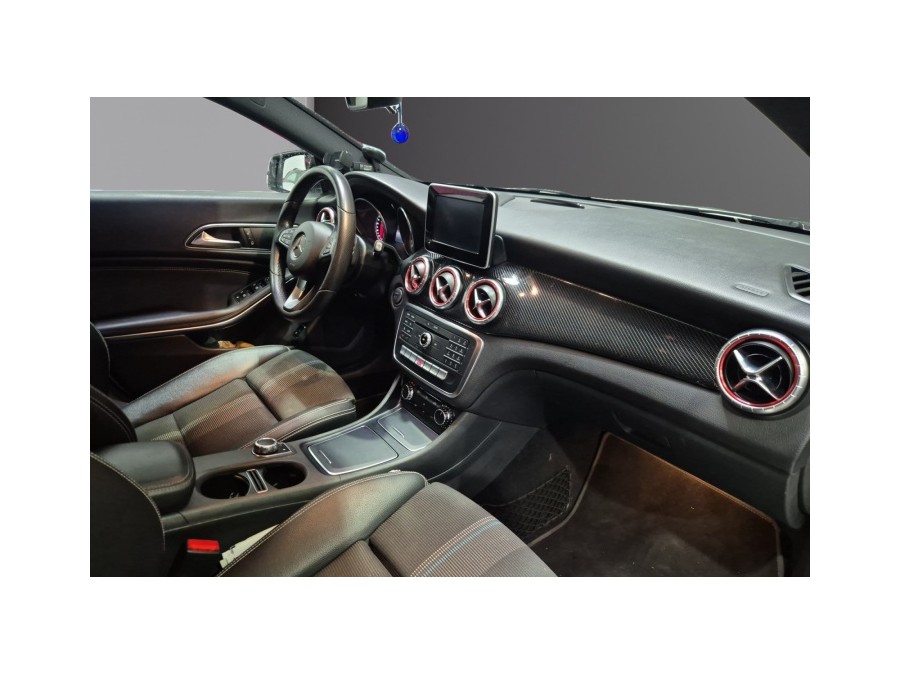 MERCEDES d'occasion CLASSE CLA CLA 180 LAUNCH EDITION BA de 2018 Lyon