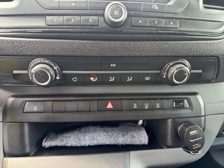 CITROEN d'occasion JUMPY COMBI XL 1.5 BLUE HDI 120 CONFORT de 2020