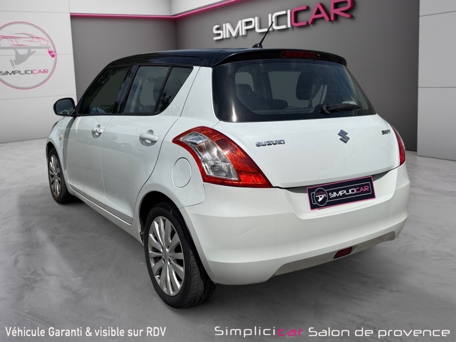 SUZUKI d'occasion SWIFT 1.2 VVT PRIVILEGE BA de 2013 Salon de
