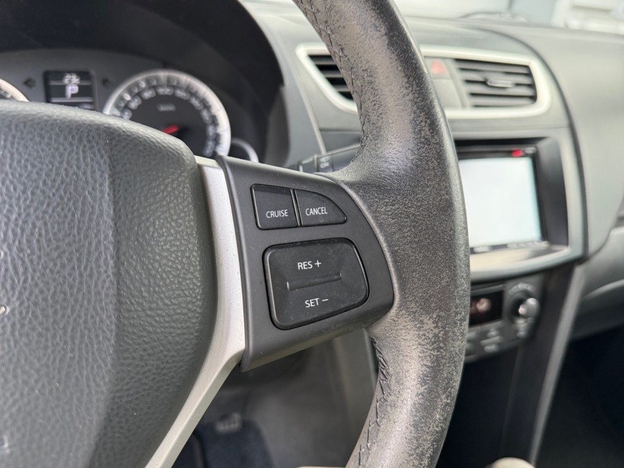 SUZUKI d'occasion SWIFT 1.2 VVT PRIVILEGE BA de 2013 Salon de