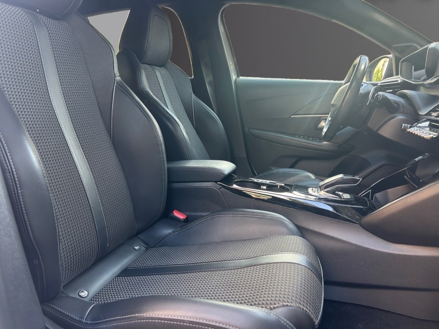 PEUGEOT d'occasion 208 1.2 PURETECH 130 GT EAT de 2019 Cannes (06)﻿