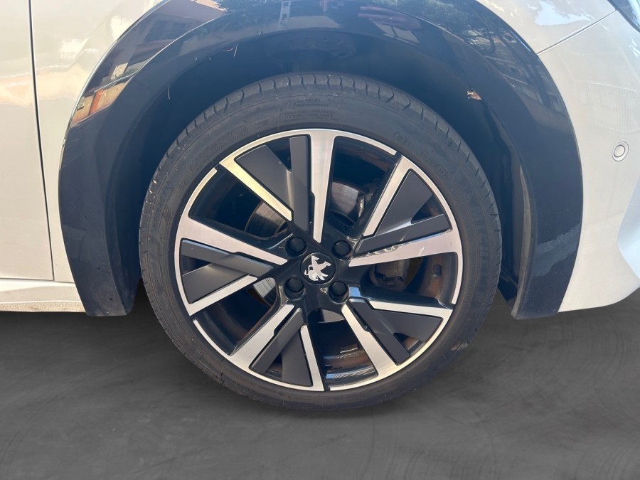 PEUGEOT d'occasion 208 1.2 PURETECH 130 GT EAT de 2019 Cannes (06)﻿