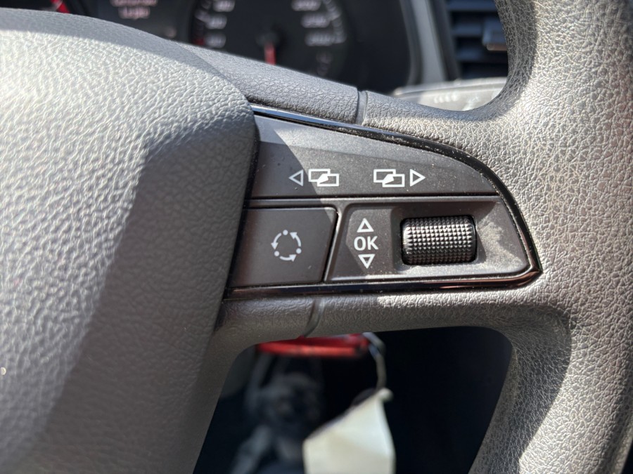 SEAT d'occasion LEON 2.0 TSI 300 CUPRA R DSG de 2014 Salon de
