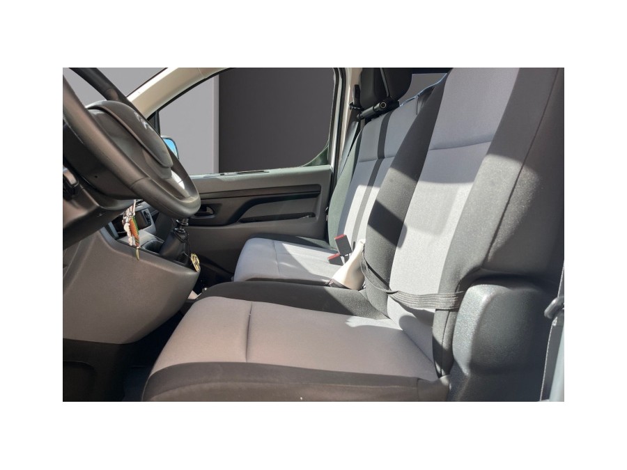 CITROEN d'occasion JUMPY COMBI XL 1.5 BLUE HDI 120 CONFORT de 2019