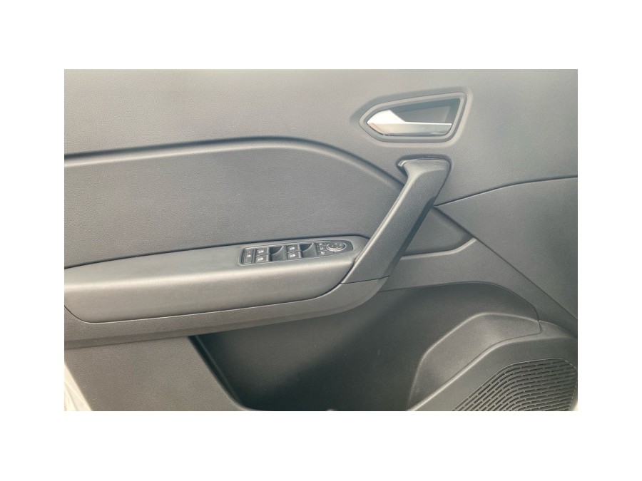 RENAULT d'occasion CAPTUR 1.0 TCE 90 BUSINESS de 2021 Troyes (10)﻿