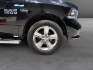 DODGE d'occasion RAM 5.7L HEMI de 2013 Fontainebleau (77)﻿