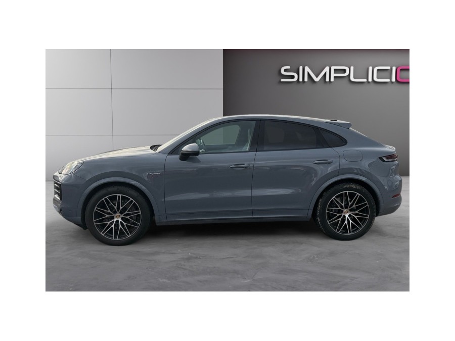 PORSCHE d'occasion CAYENNE COUPE 3.0 V6 E-HYBRID PH2 de 2024 Troyes