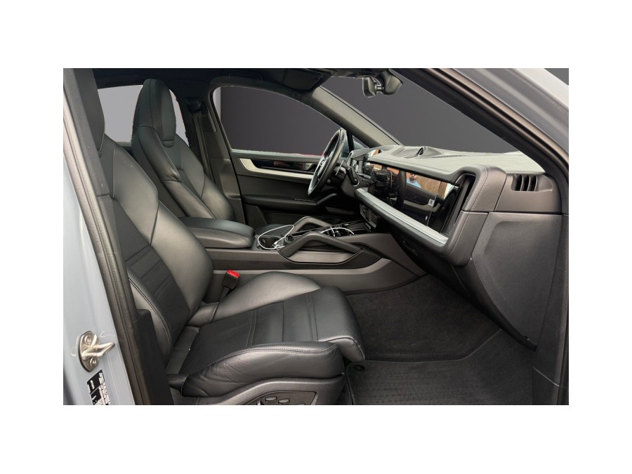 PORSCHE d'occasion CAYENNE COUPE 3.0 V6 E-HYBRID PH2 de 2024 Troyes