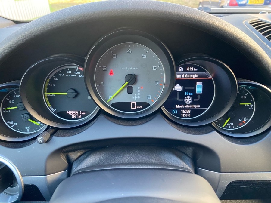 PORSCHE d'occasion CAYENNE 3.0 V6 S E-HYBRID PLATINUM EDITION