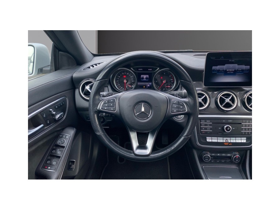 MERCEDES d'occasion CLASSE CLA CLA 220 D 170  7G-DCT STARLIGHT