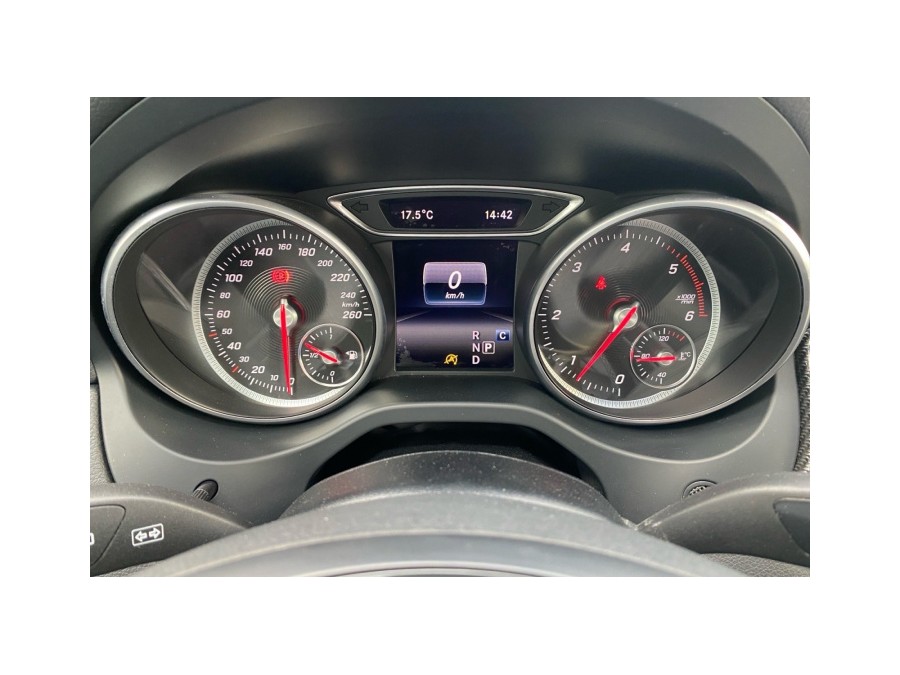 MERCEDES d'occasion CLASSE CLA CLA 220 D 170  7G-DCT STARLIGHT