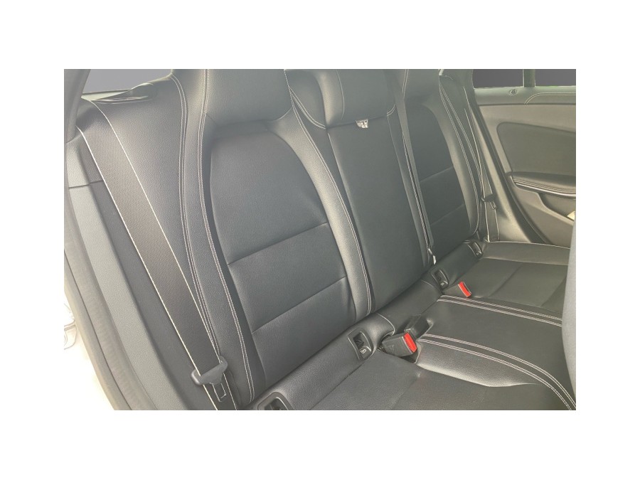 MERCEDES d'occasion CLASSE CLA CLA 220 D 170  7G-DCT STARLIGHT