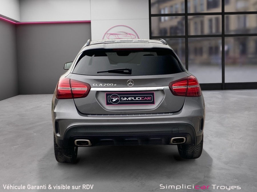 MERCEDES d'occasion CLASSE GLA GLA 200 D Fascination 7-G DCT Pack AMG