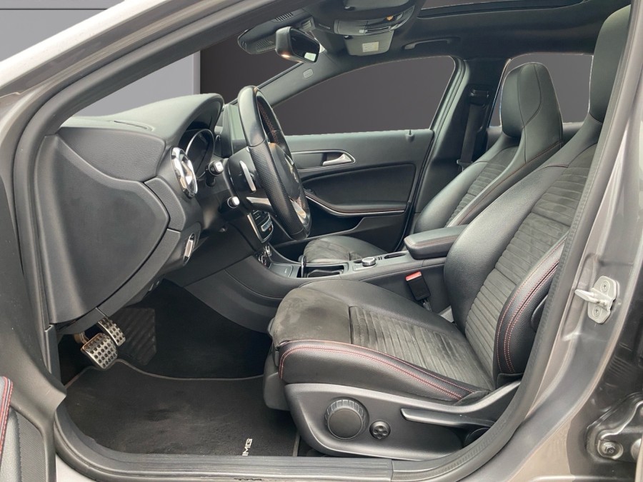 MERCEDES d'occasion CLASSE GLA GLA 200 D Fascination 7-G DCT Pack AMG