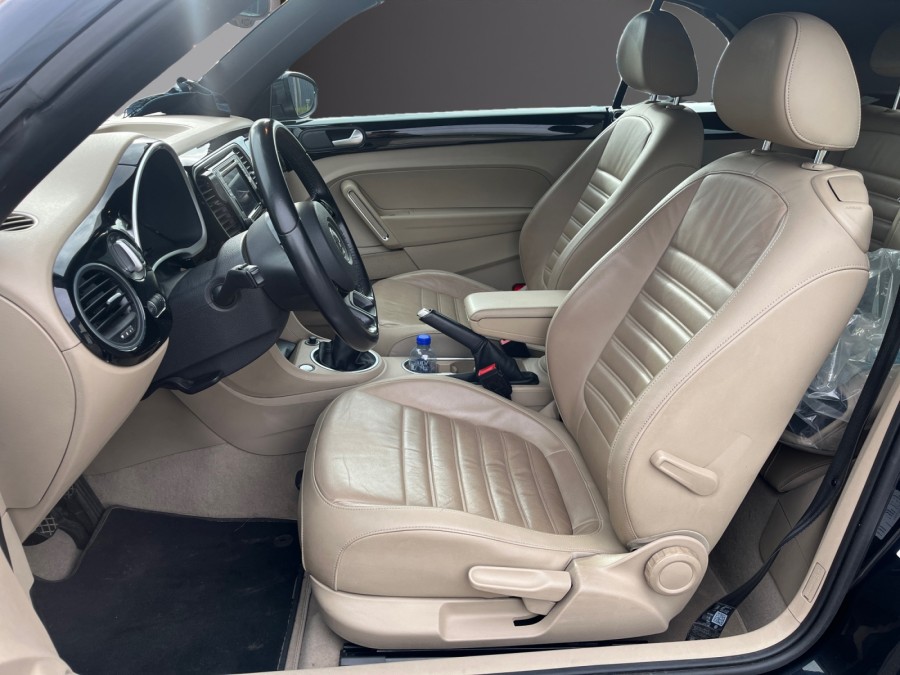 VOLKSWAGEN d'occasion COCCINELLE 2.0 TDI SPORT DSG de 2015 Lyon Nord