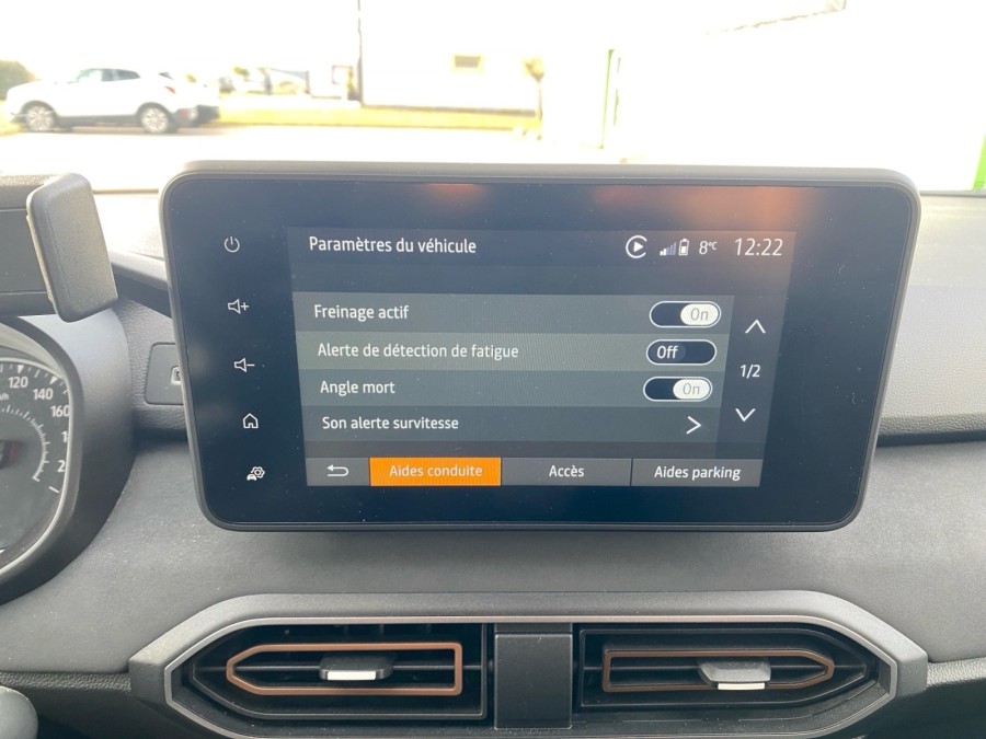 DACIA d'occasion JOGGER 1.0 TCE 110 EXTREME + de 2024 Troyes (10)﻿