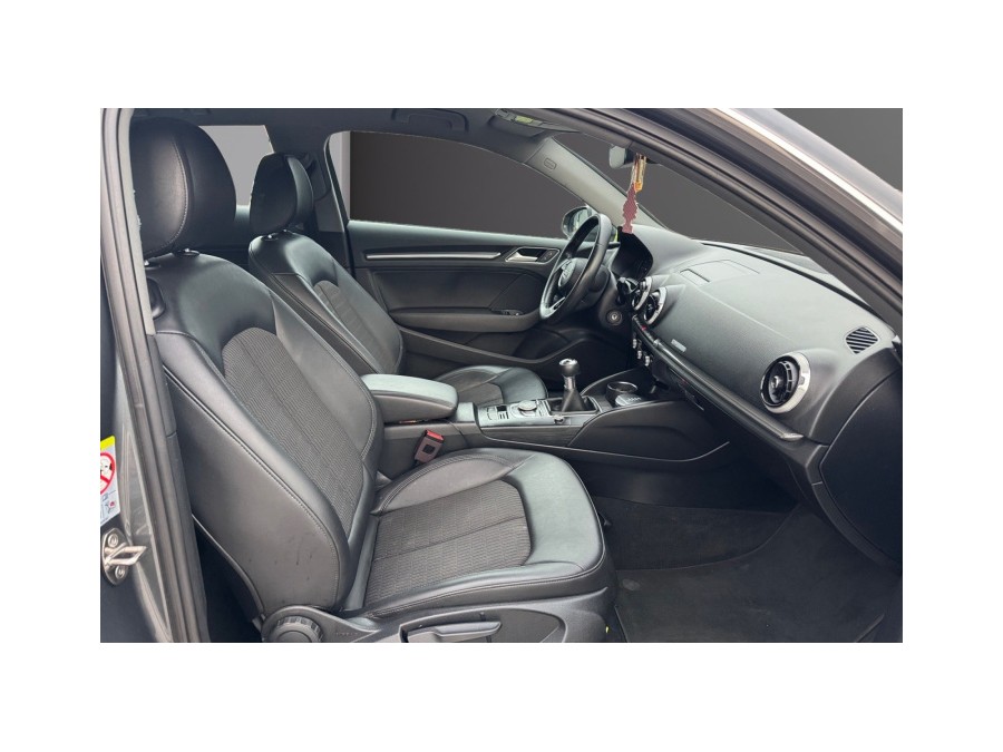 AUDI d'occasion A3 1.0 TFSI 115 SPORT de 2017 Troyes (10)﻿