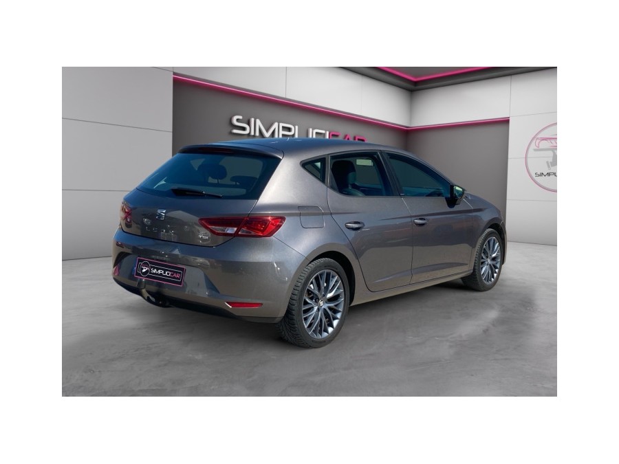SEAT d'occasion LEON 1.2 TSI 110 CONNECT de 2016 Troyes (10)﻿